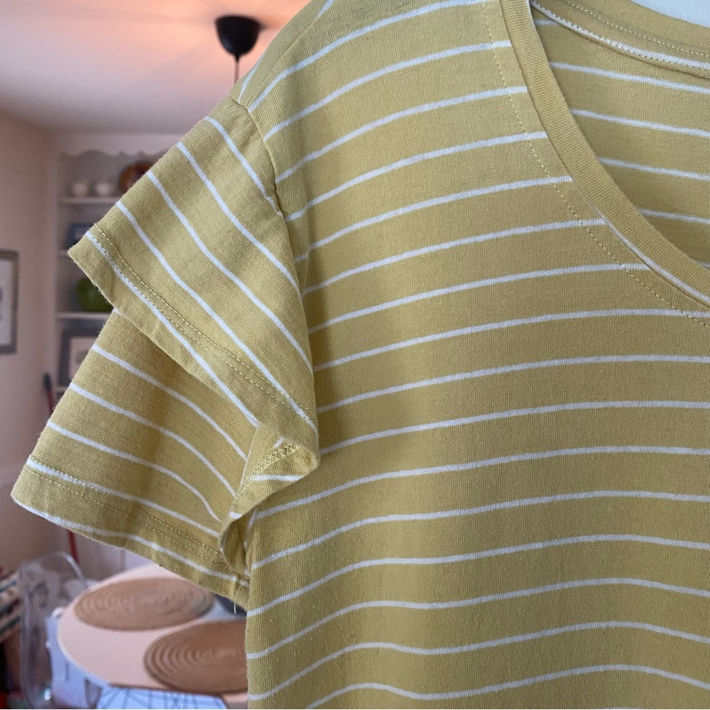 Umgee Ruffle Sleeve Tee - Picture 4 of 4